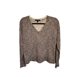 Banana Republic Womens Merino Wool Top Small Vneck Leopard Lightweight Sweater